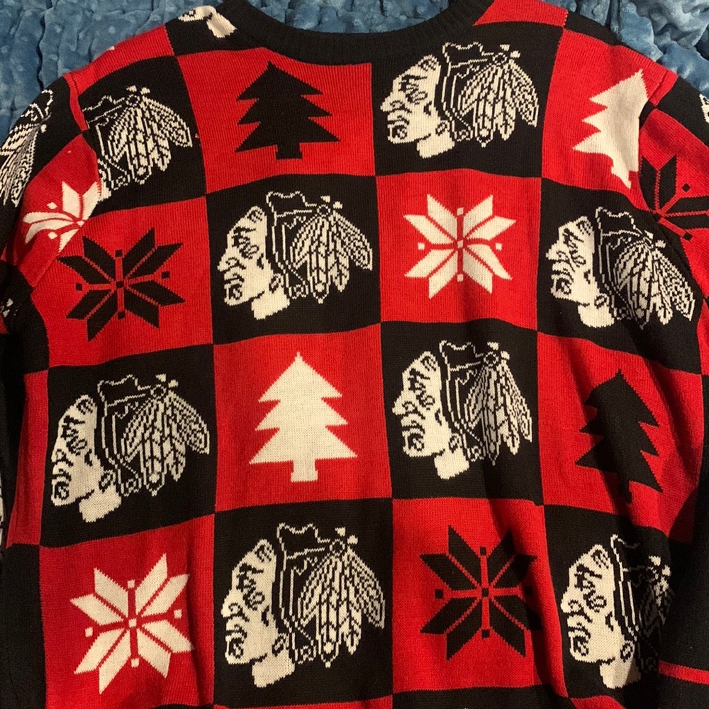 Blackhawks Christmas Sweater L